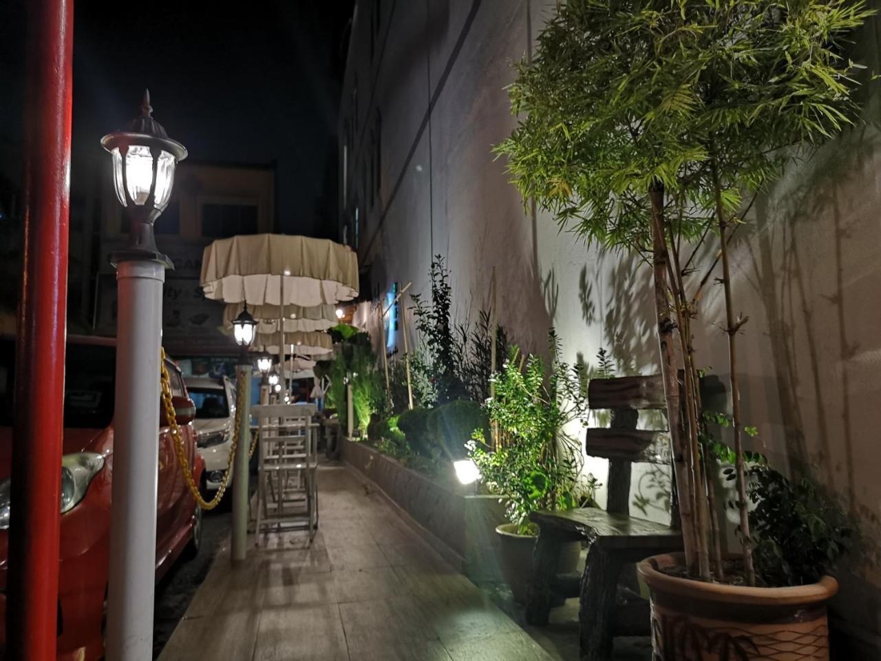 Urban Bird Hotel Куала Лумпур Екстериор снимка